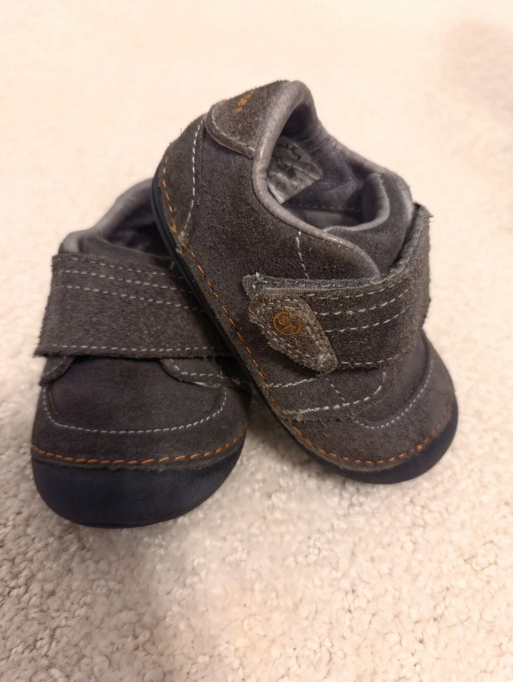 Stride Rite Gray Suede Hook-and-Loop Baby Walkers US4.5